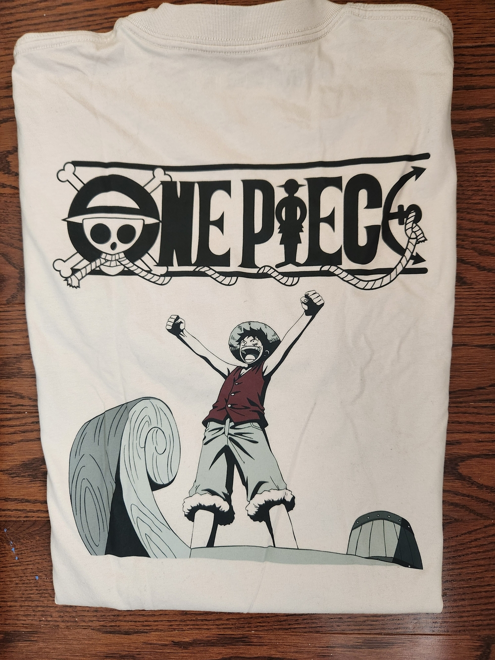 UNIQLO UT x One Piece Graphic T-shirt Size S